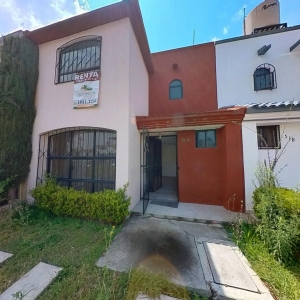 Bonita casa en fraccionamiento bien ubicado, casas en renta