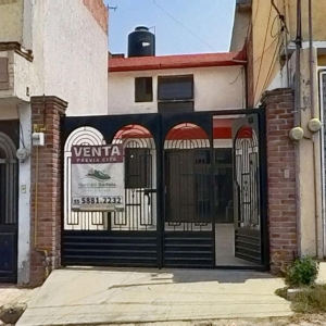 Gemela en calle cerrada, casas en venta
