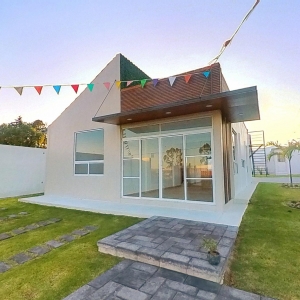 Residencia en esquina en presa escondida, residencias en venta