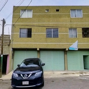  residencia  2 departamentos adicionales, residencias en venta