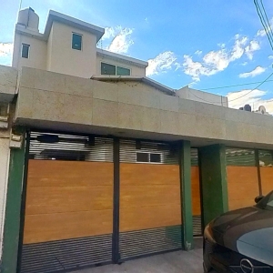 Amplia residencia de 3 niveles en bello fraccionamiento, residencias en venta